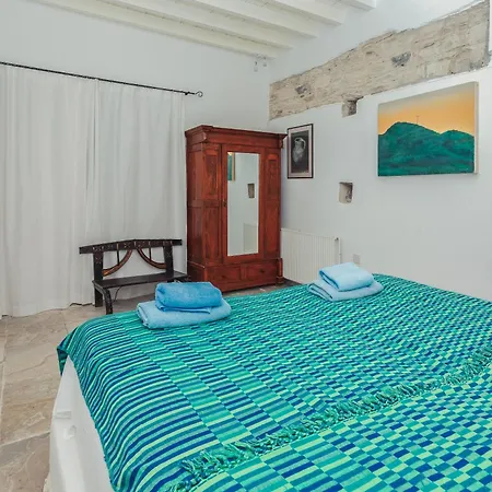 Archondia House - With Pool Apartment Kalavasos