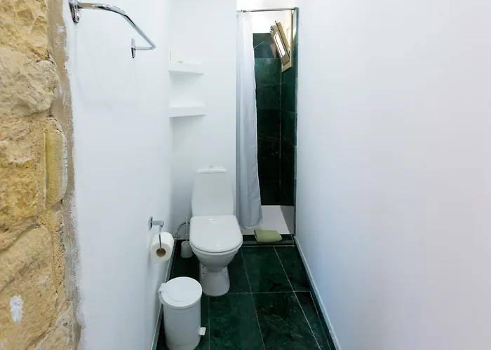 Archondia House - With Pool *