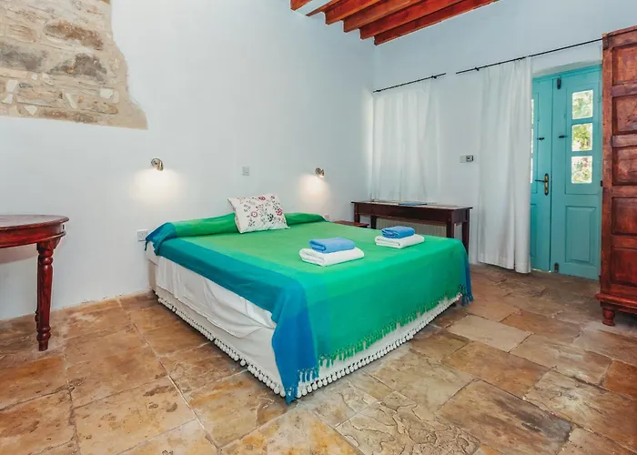 Archondia House - With Pool * Kalavasos